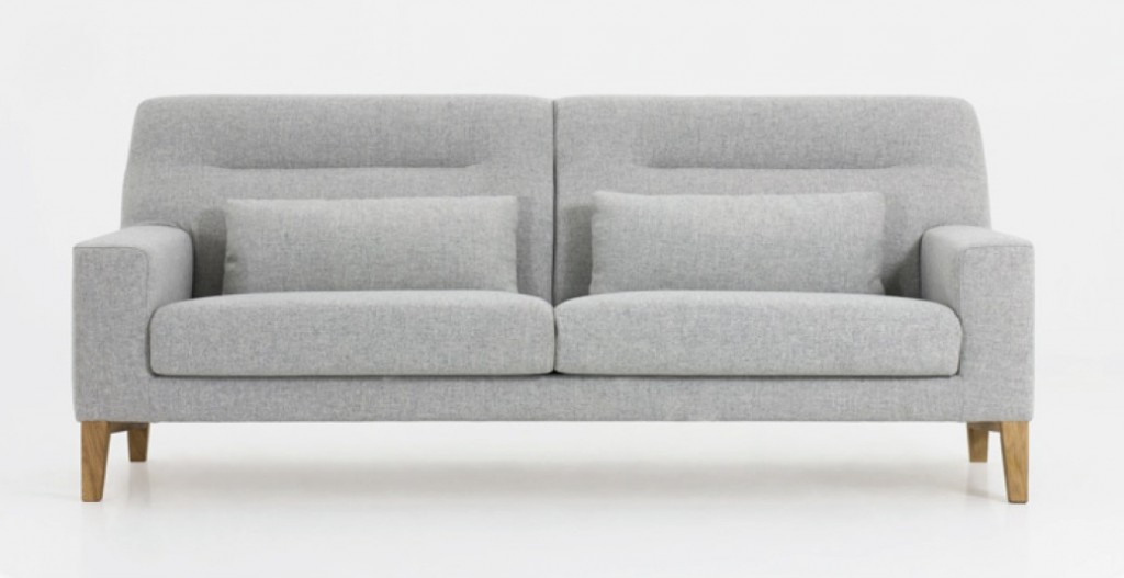 skandinaviskas-interjeras-sofa